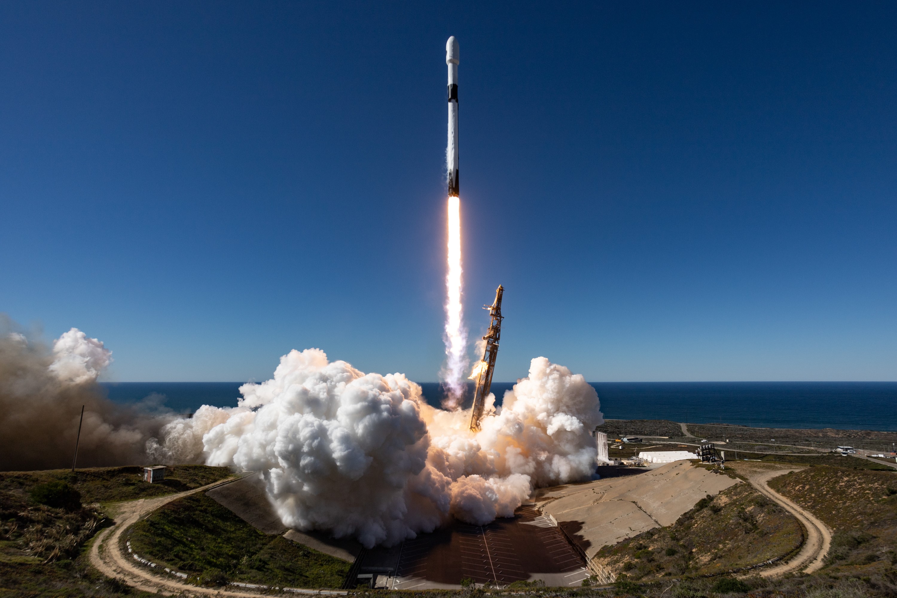 NROL-87 Takeoff